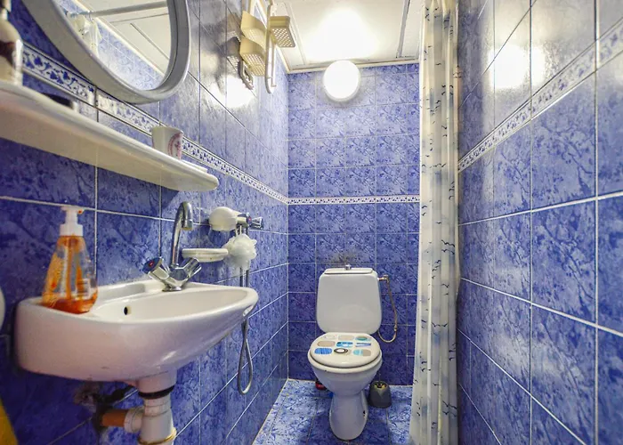 1 Bedroom Gorgeous In